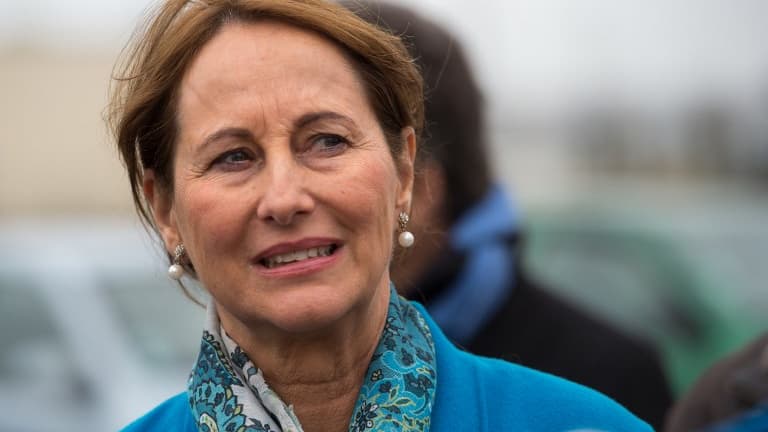Will a female candidate win a national election before July 30, 2026?